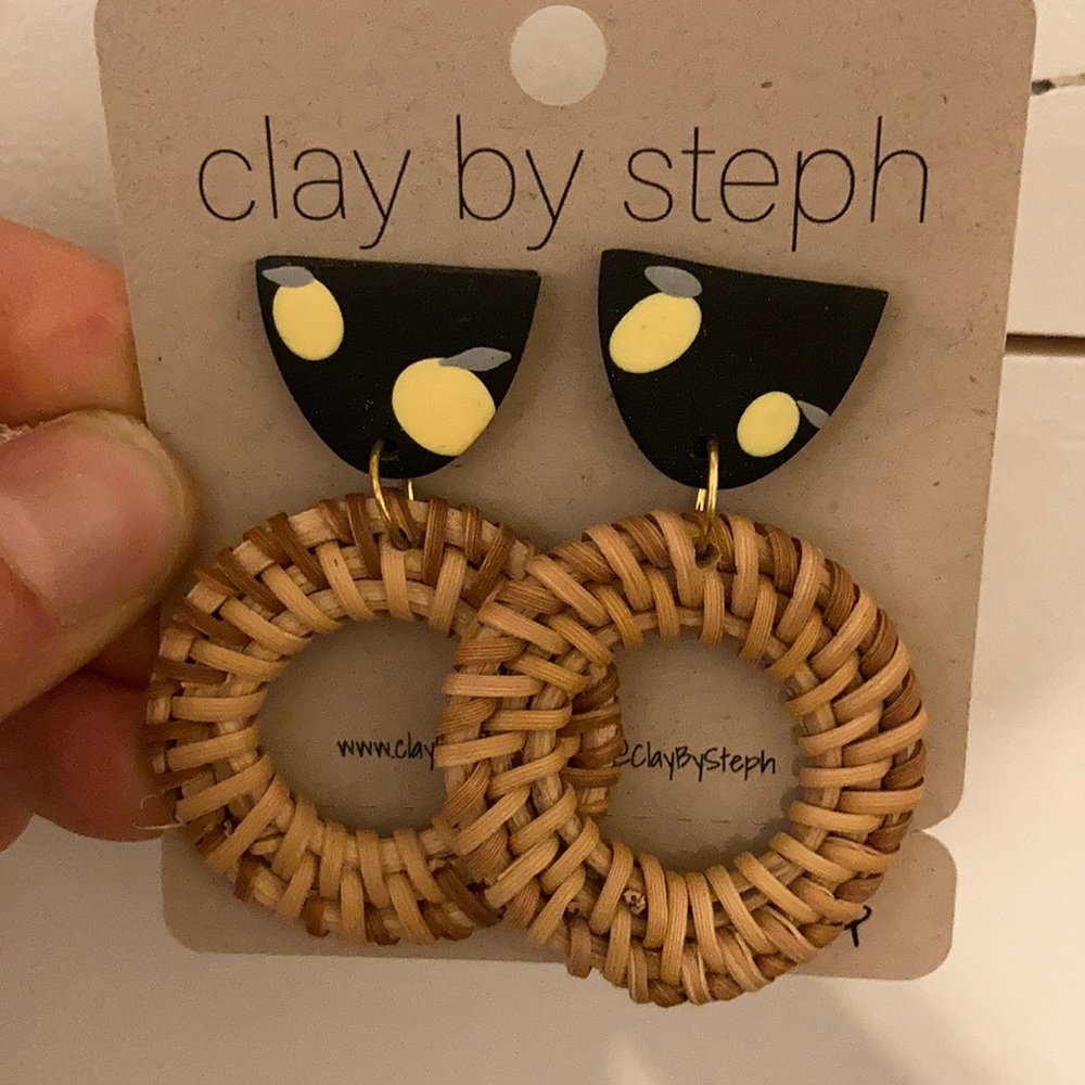 Clay and rattan earrings